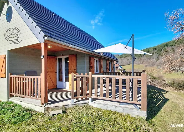 De La Gougere 4 Шале