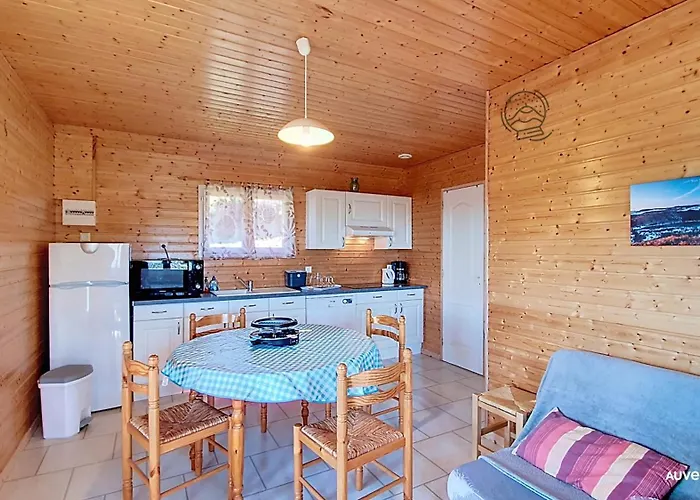 De La Gougere 4 Шале *